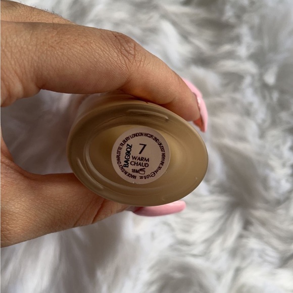 Charlotte Tilbury Airbrush Flawless Foundation - Picture 2 of 2